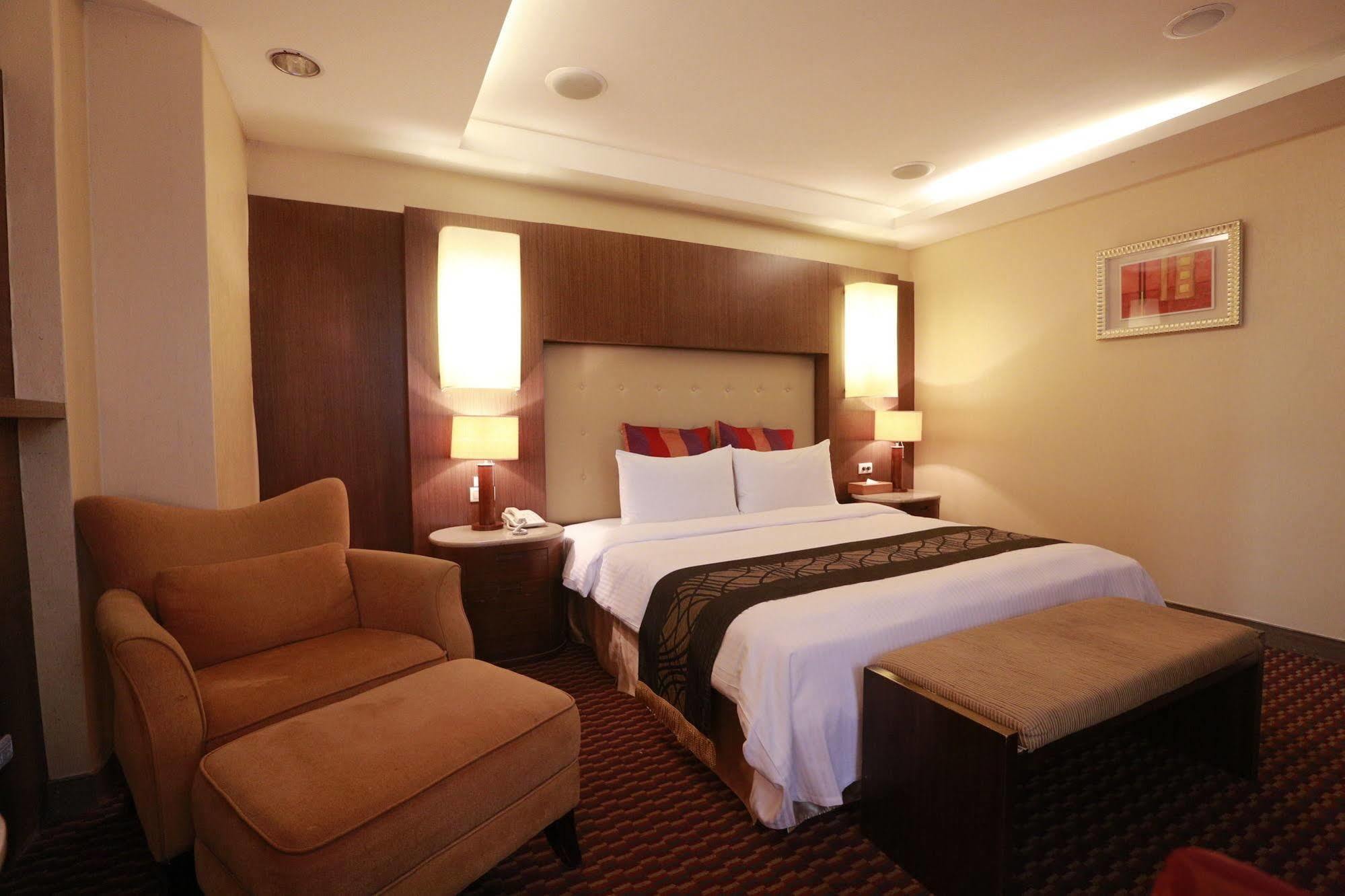 Jingan Classic Inn Zhonghe  Exterior photo